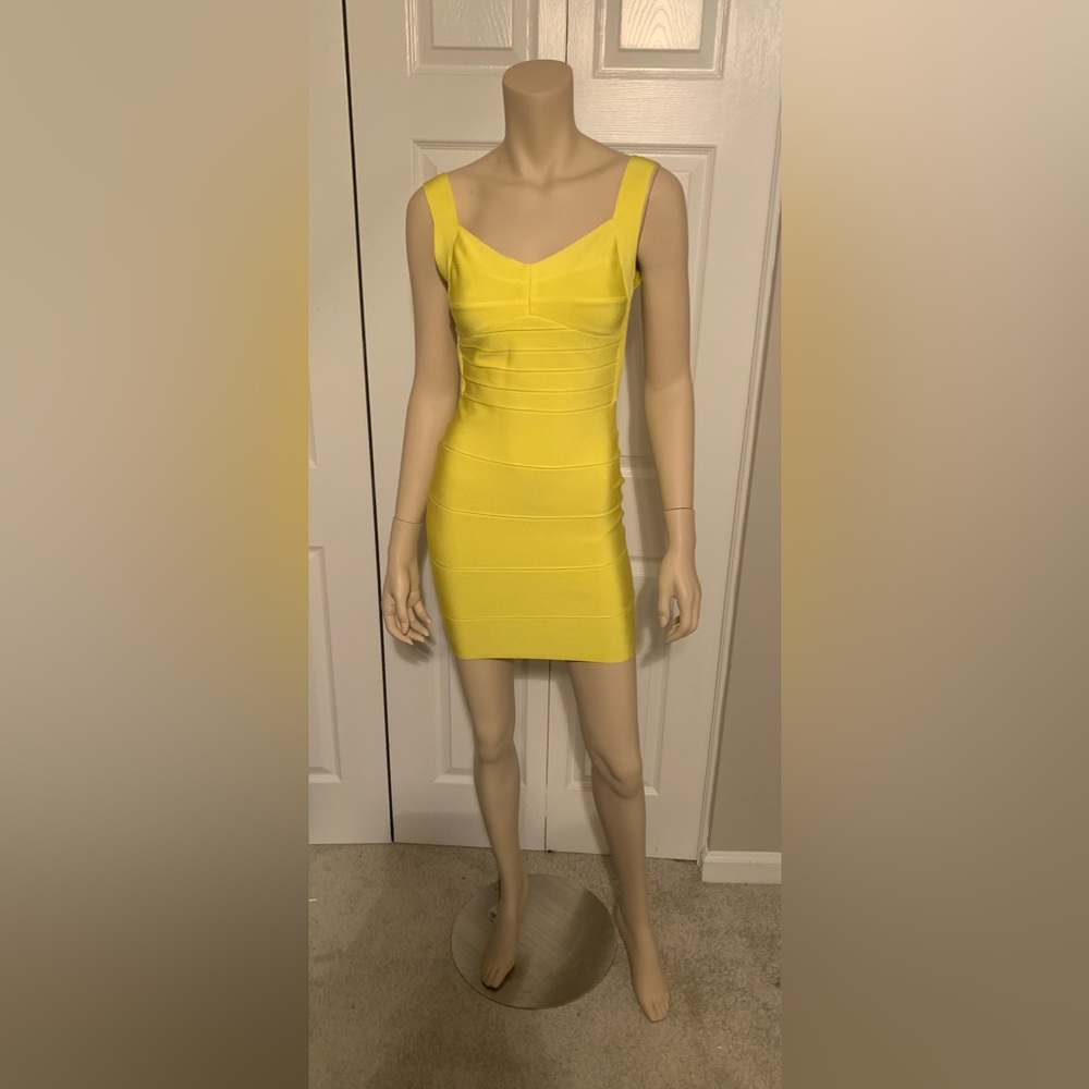 Yellow bandage dress